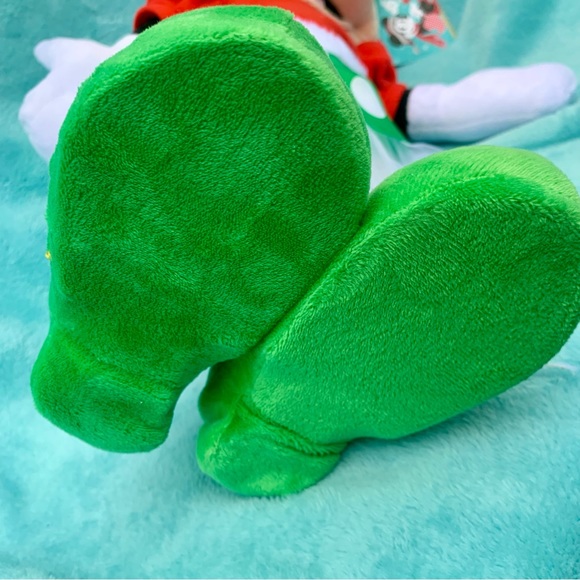 Disney Minnie Mouse Holiday Greeter 22" Tall # 117464 NEW!! - Picture 11 of 12